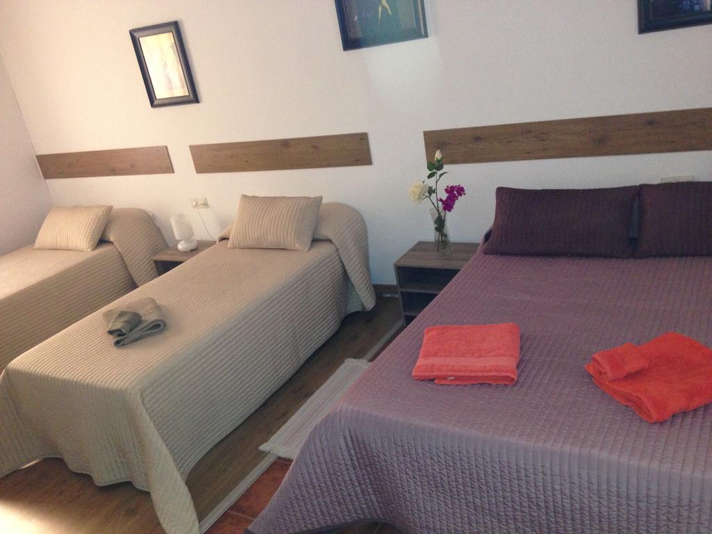 Hostal Puerto De Santa Maria El Puerto de Santa Maria Bagian luar foto